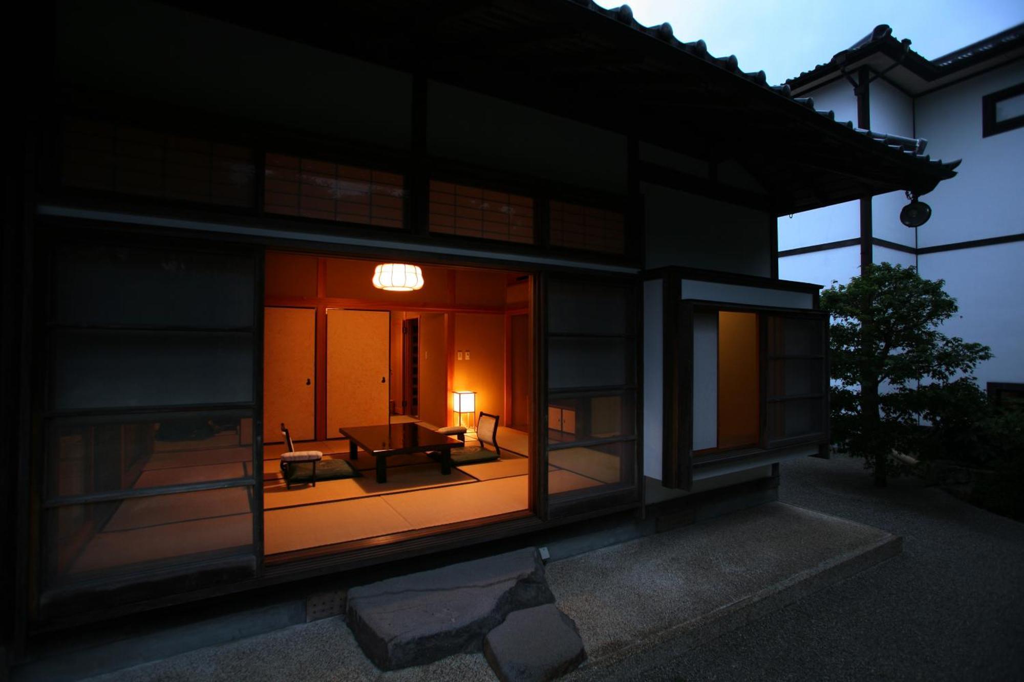 Hagi No Yado Tomoe Hotell Rom bilde