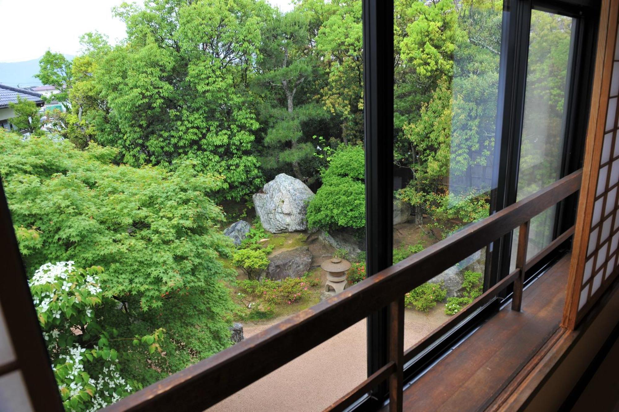 Hagi No Yado Tomoe Hotell Rom bilde